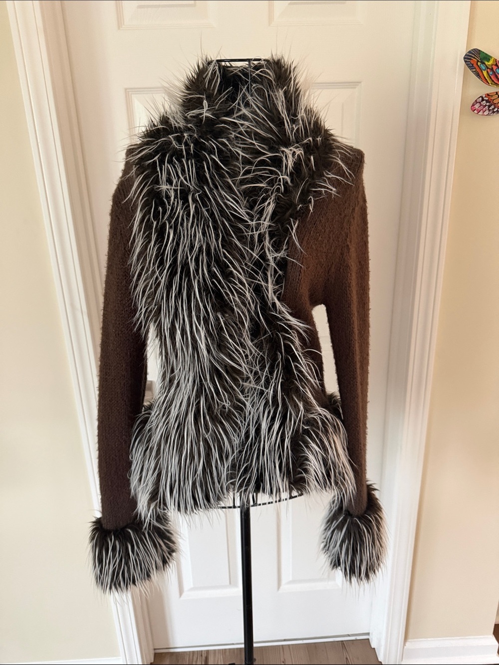 twiggy LONDON Brown Sweater Cardigan with Black and White Faux Fur Trim